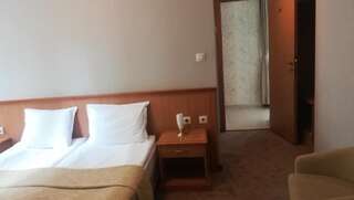 Отель Kapri Hotel София Family Room (2 Interconnected Double Rooms)-6